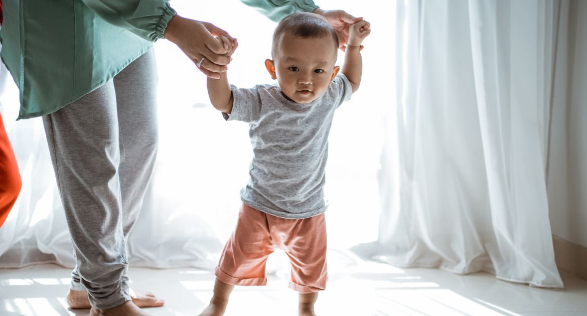 primeiros passos do bebê