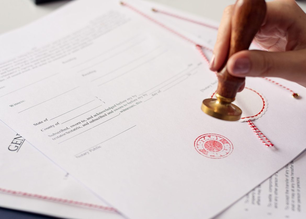 Diplomas e Certificados: A Chave para o Crescimento na Carreira