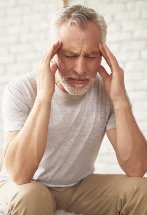 Remédios caseiros para dor de cabeça: chás, massagens e mais!